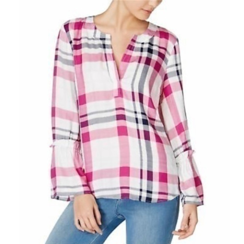 Maison Jules Womens Plaid Split-Neck Pullover Top